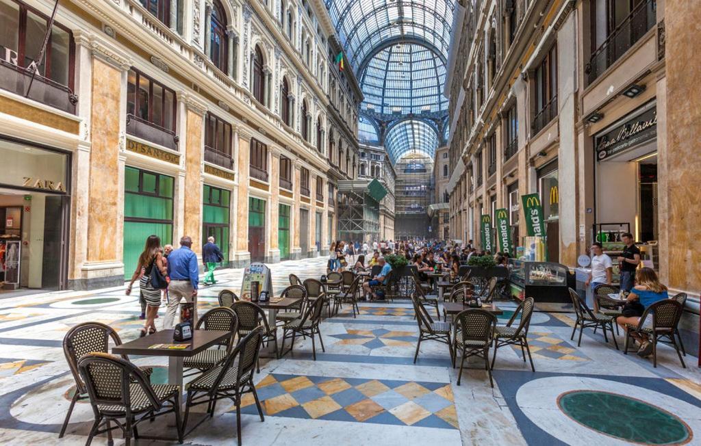 Queen Carolina'S Homes - Apartments In Old Town Napoli Ngoại thất bức ảnh